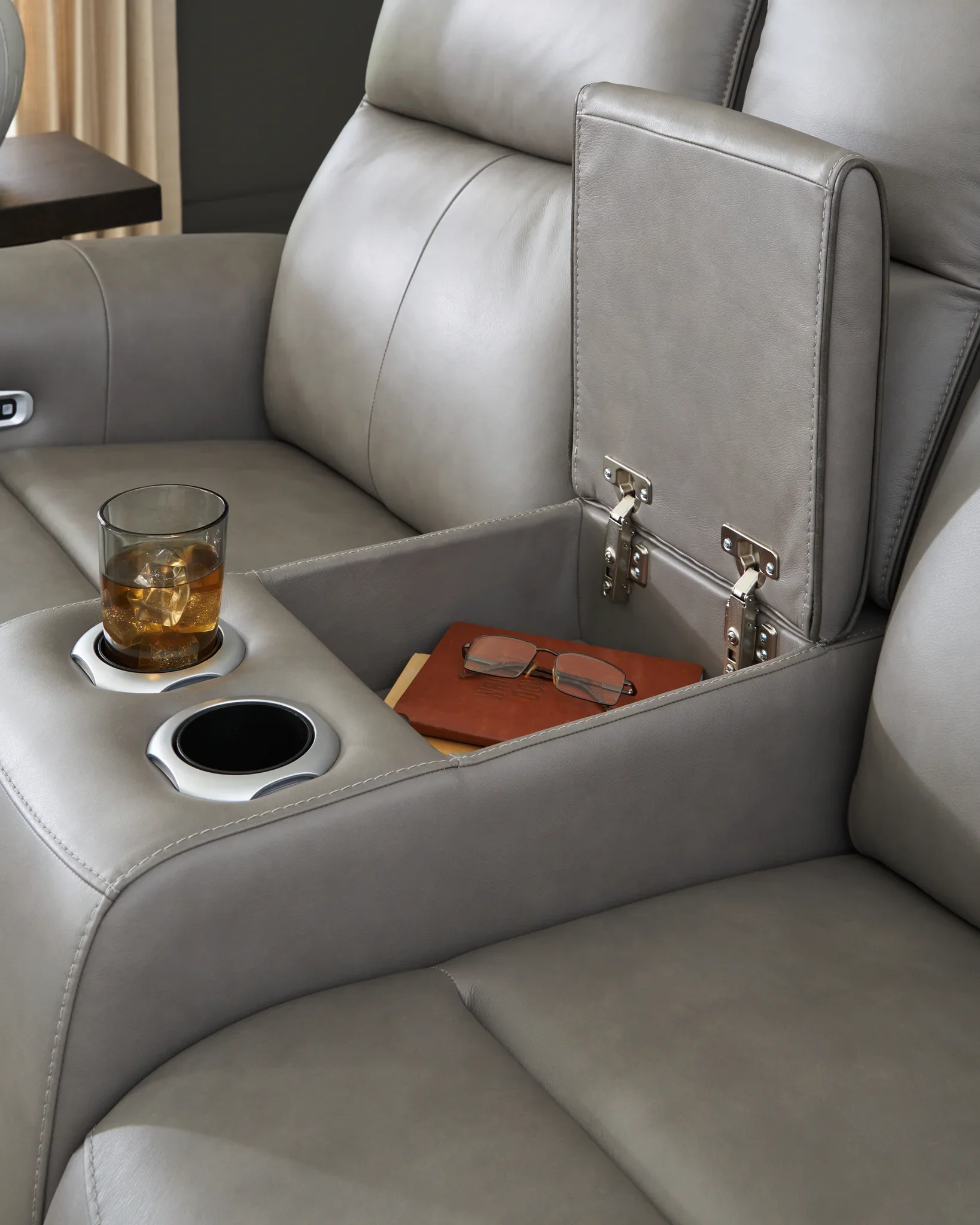 5Z-Comfort - Relaxation - Coin - Power Reclining Loveseat with Console / Adj Headrest - Image 5