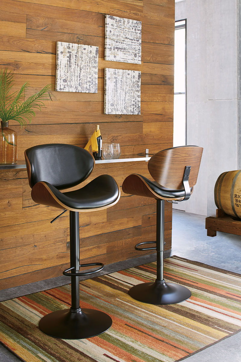 Bellatier - Brown - Tall Uph Swivel Barstool - Image 4
