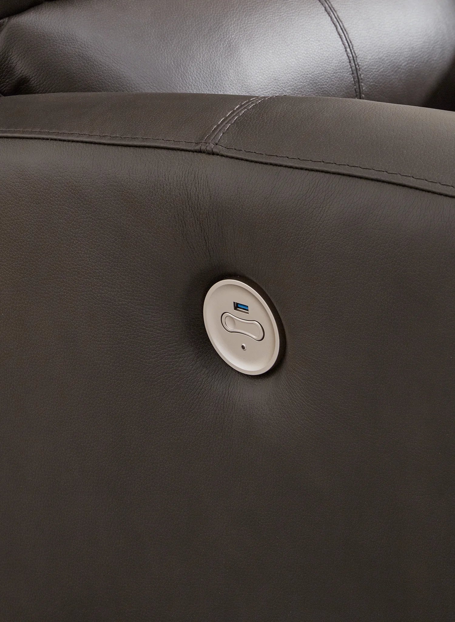 Boxmere - Storm - Reclining Power Sofa - Image 6