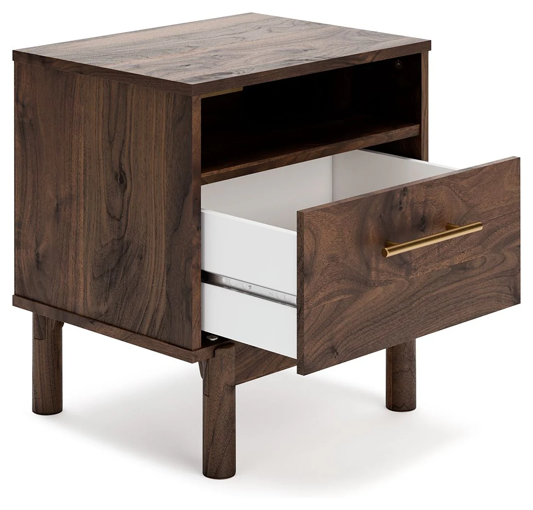 Calverson - Mocha - One Drawer Night Stand - Medium - Image 3