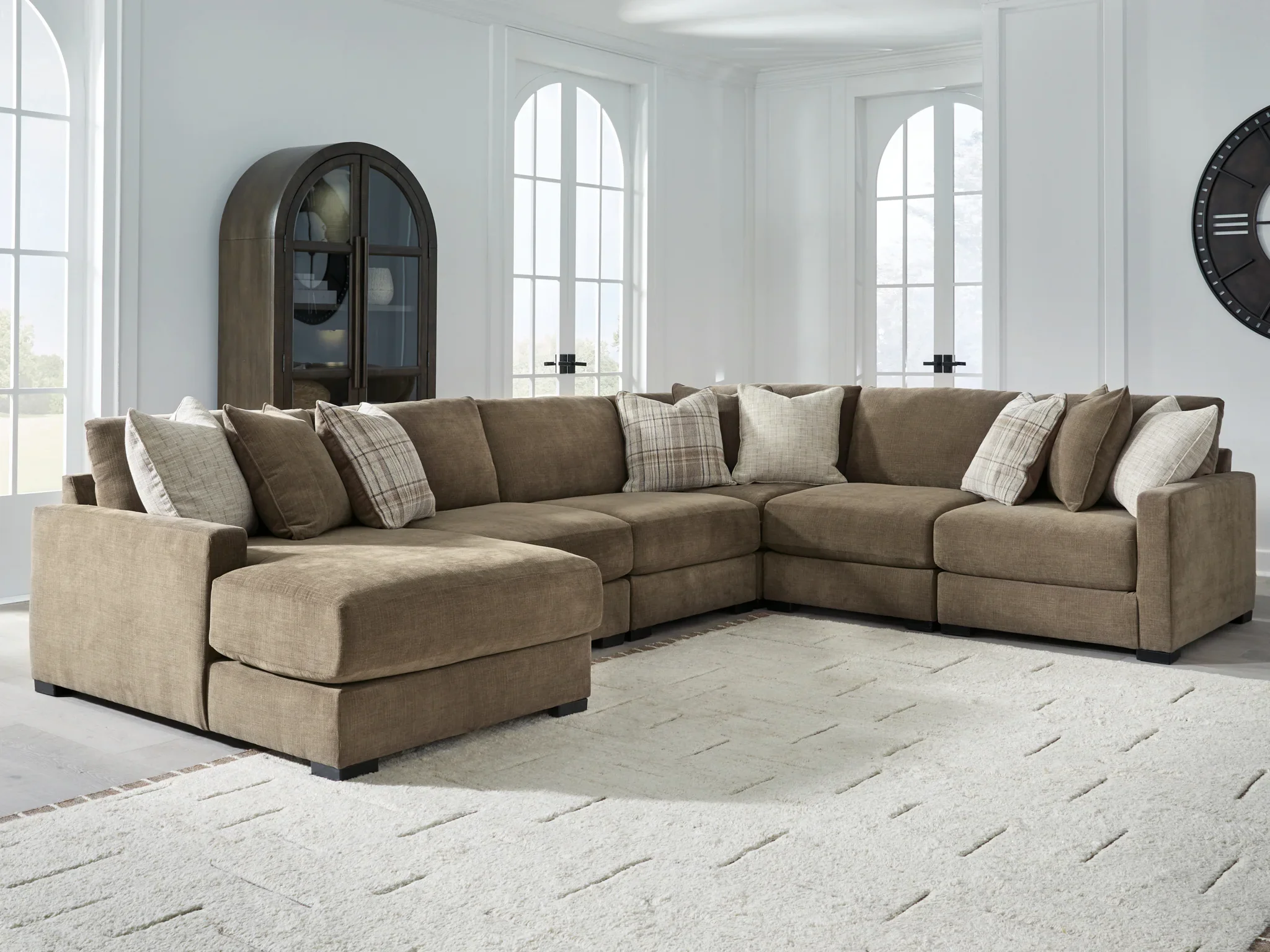 Camellia-Court - 6-Piece Sectional With LAF Corner Chaise - Coffee - Image 2