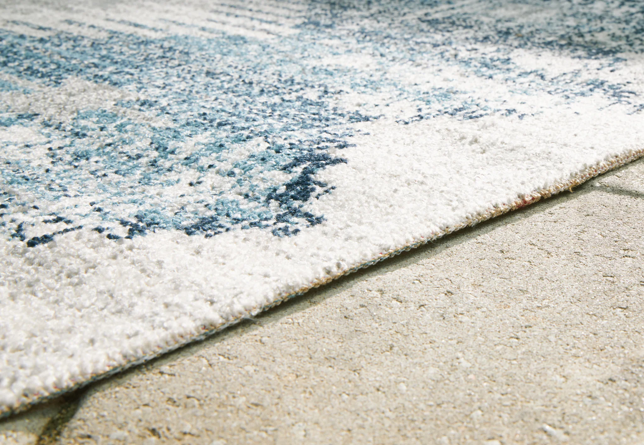 Daddridge - Blue / Gray / Ivory - Large Rug - 8' x 10' - Image 3