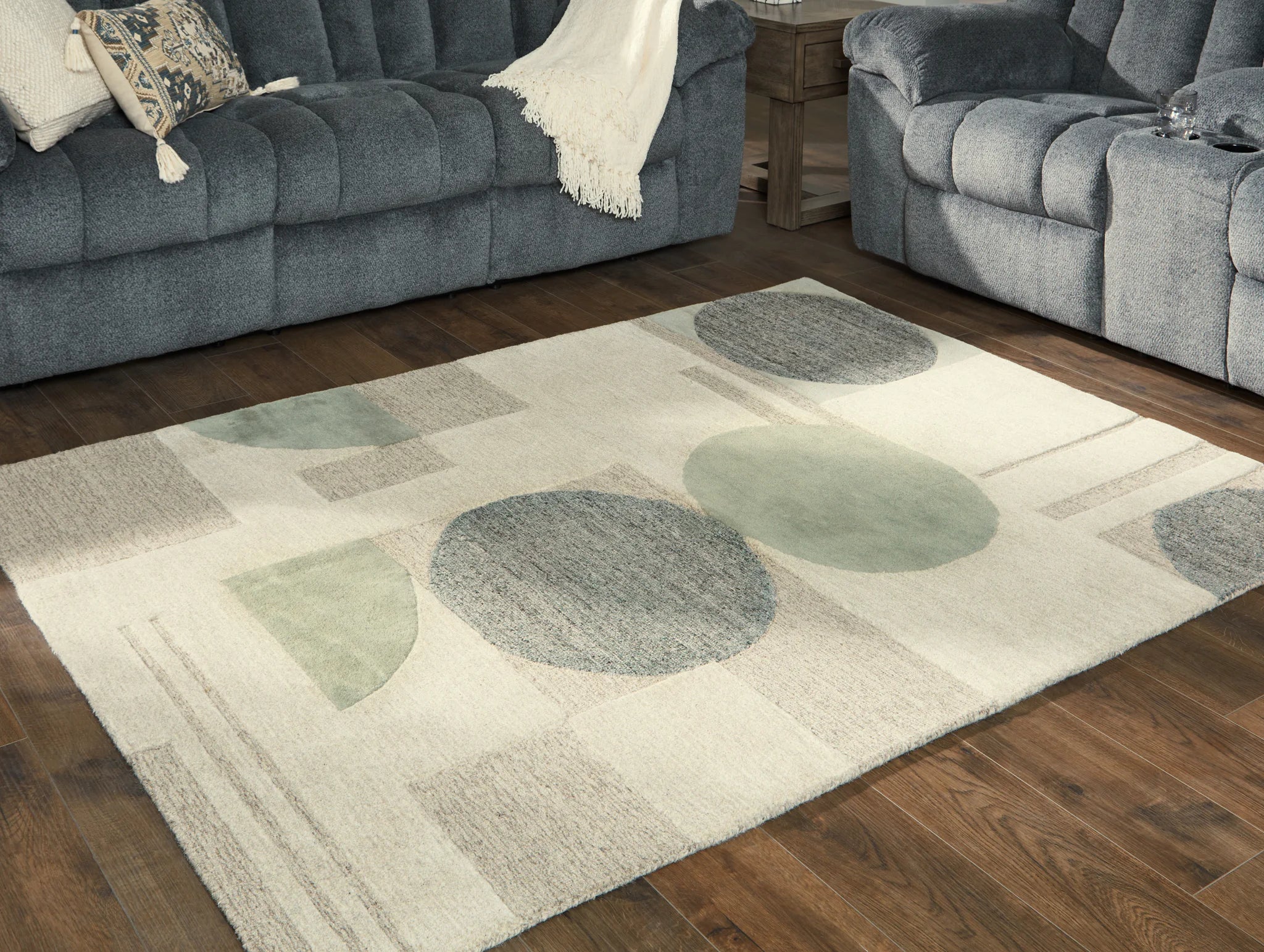 Dallane - Linen / Blue / Green - Medium Rug - 5' x 7' - Image 2