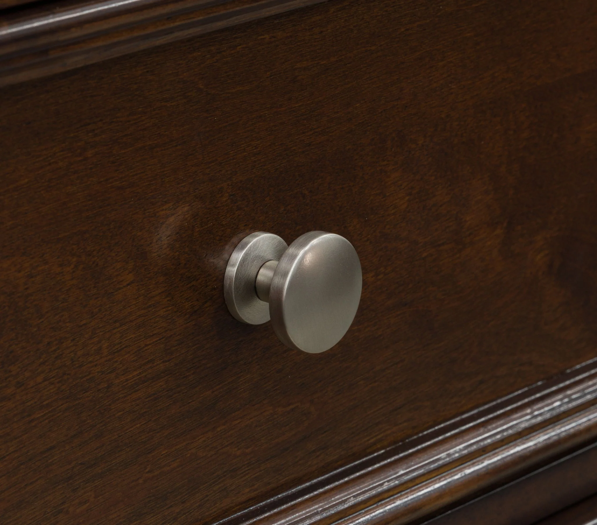 Danabrin - Brown - Five Drawer Chest - Image 8