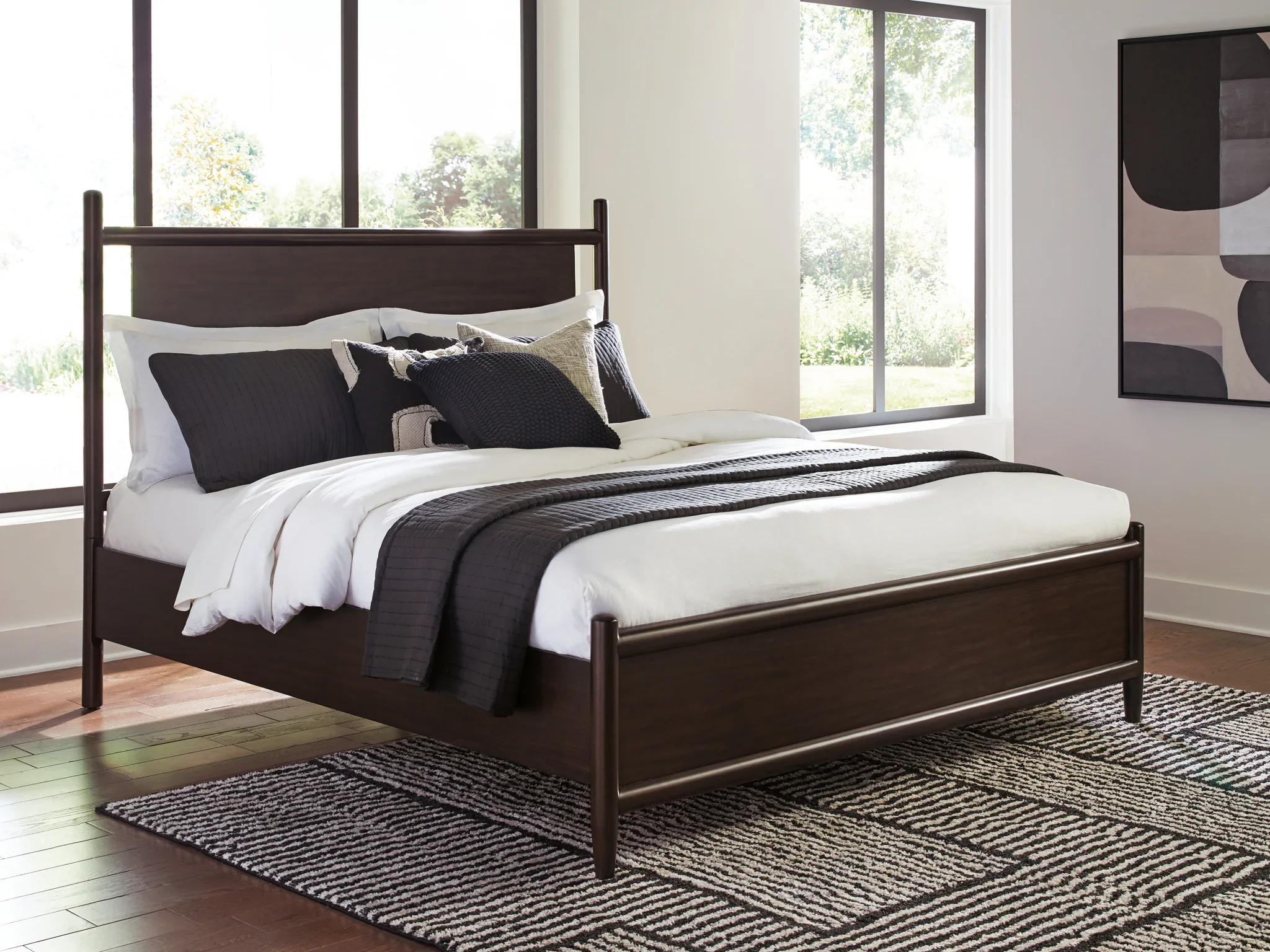 Dantenton - California King Panel Bed - Merlot - Image 2