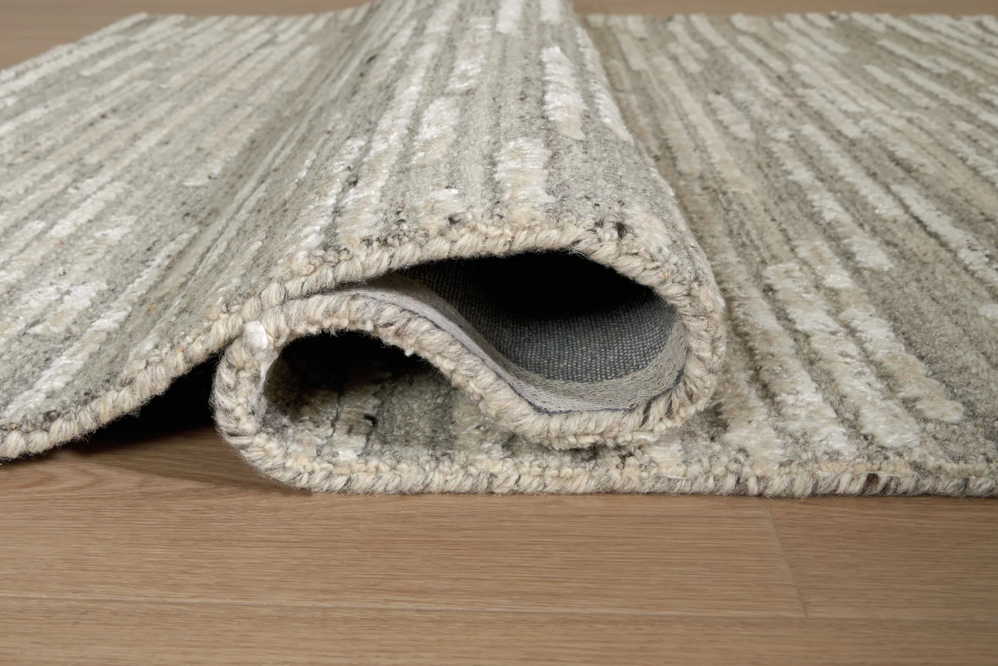 Eljory - 8' x 10' Rug - Gray - Image 4