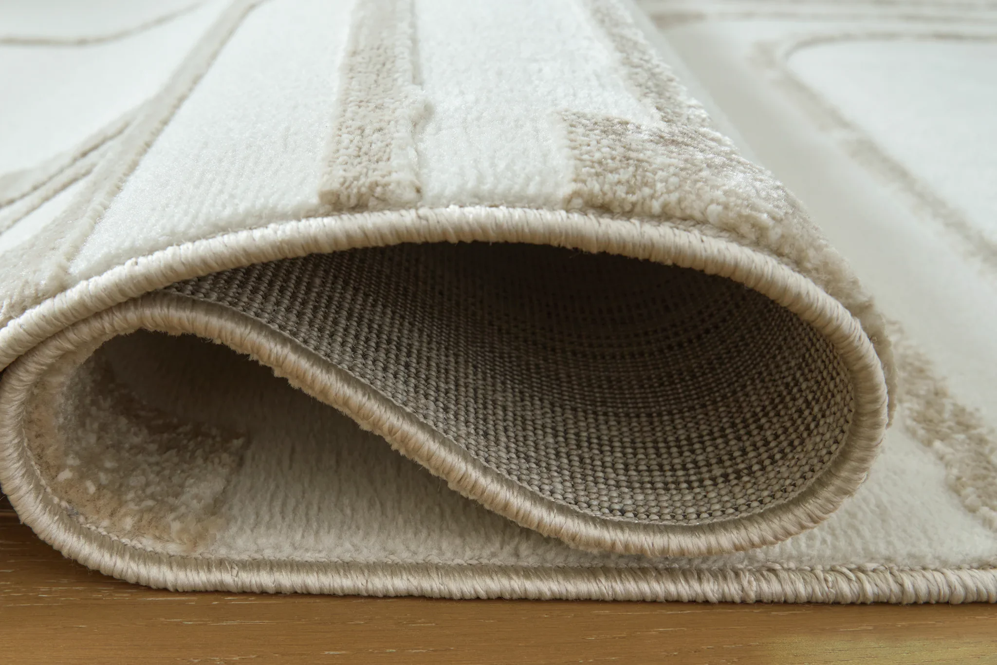 Farongrove - Ivory / Beige - Medium Rug - 5' x 7' - Image 4