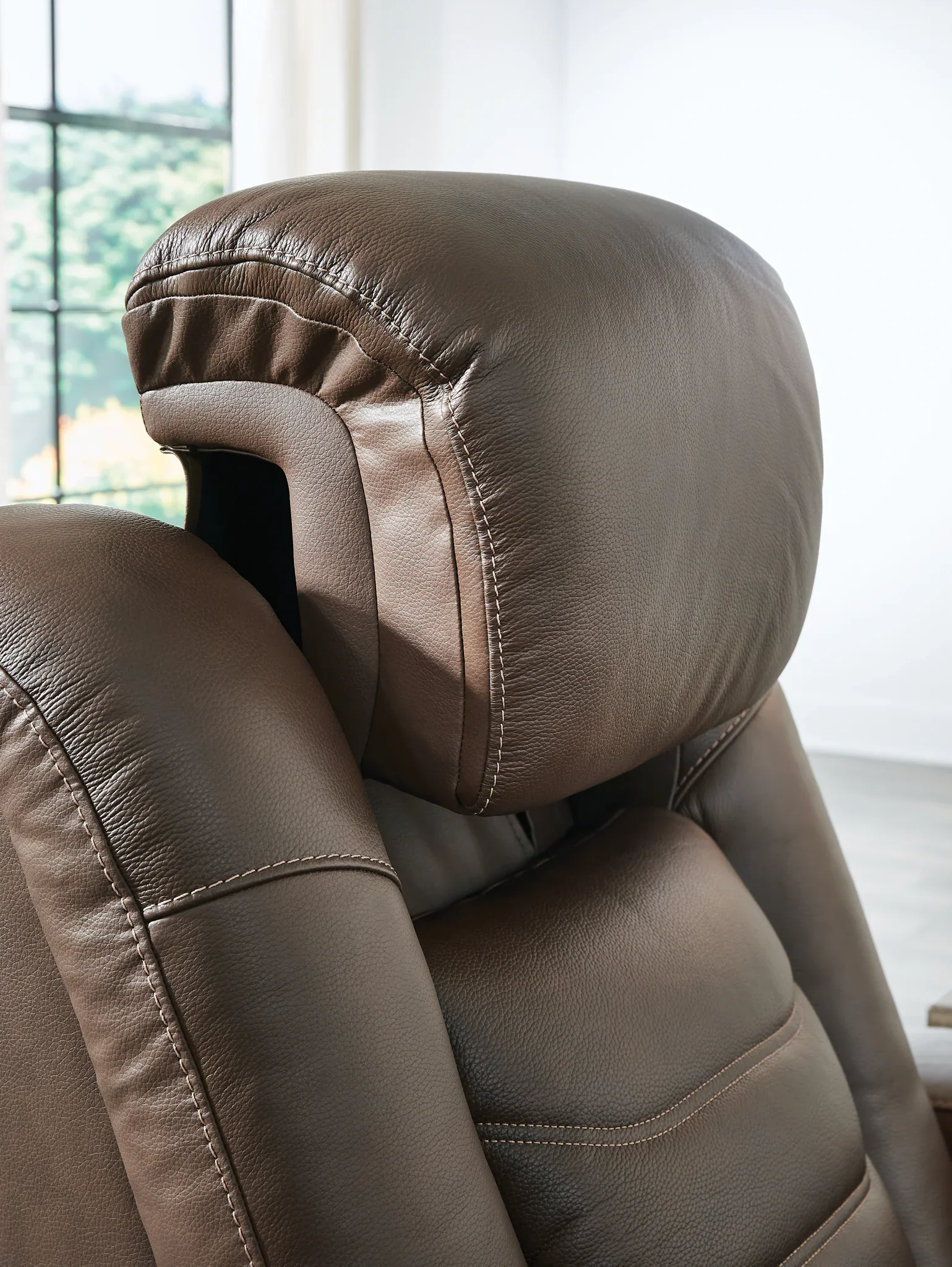 High Impact - Tobacco - Power Recliner / Adj Headrest - Image 8