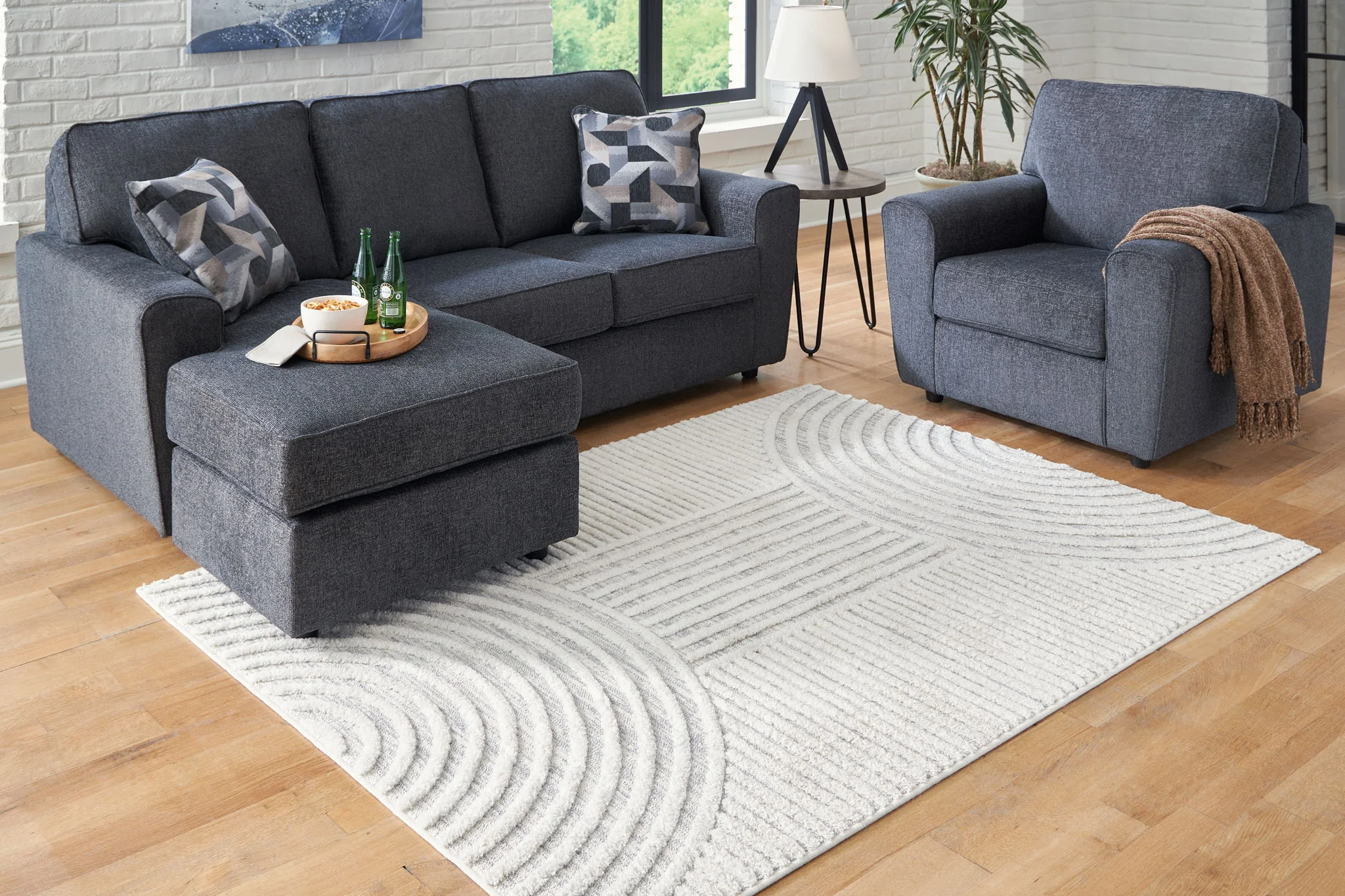 Lambworth - Gray / Cream - Large Rug - 8' x 10' - Image 2