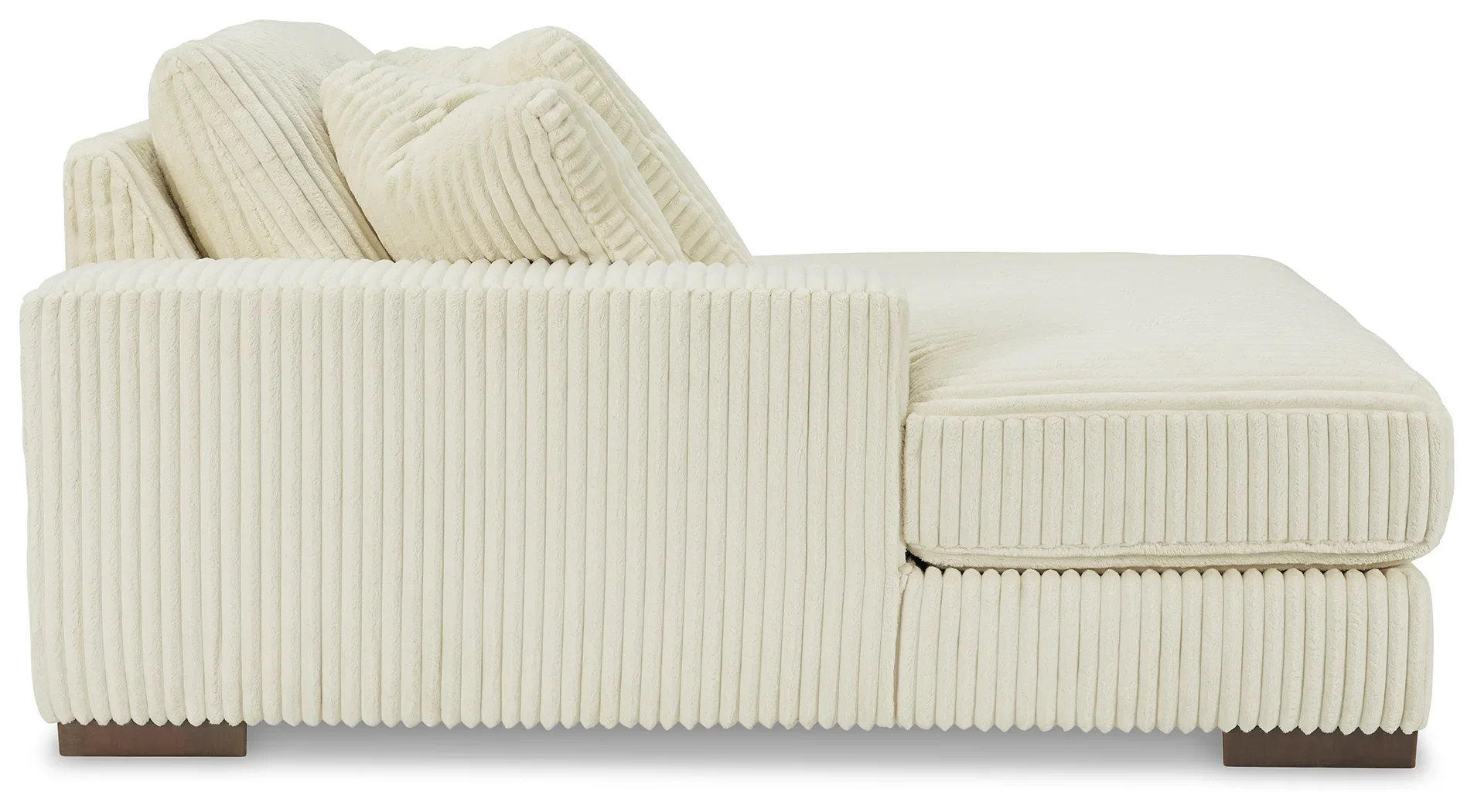 Lindyn - Ivory - 4-Piece Sectional With LAF Corner Chaise - Image 4