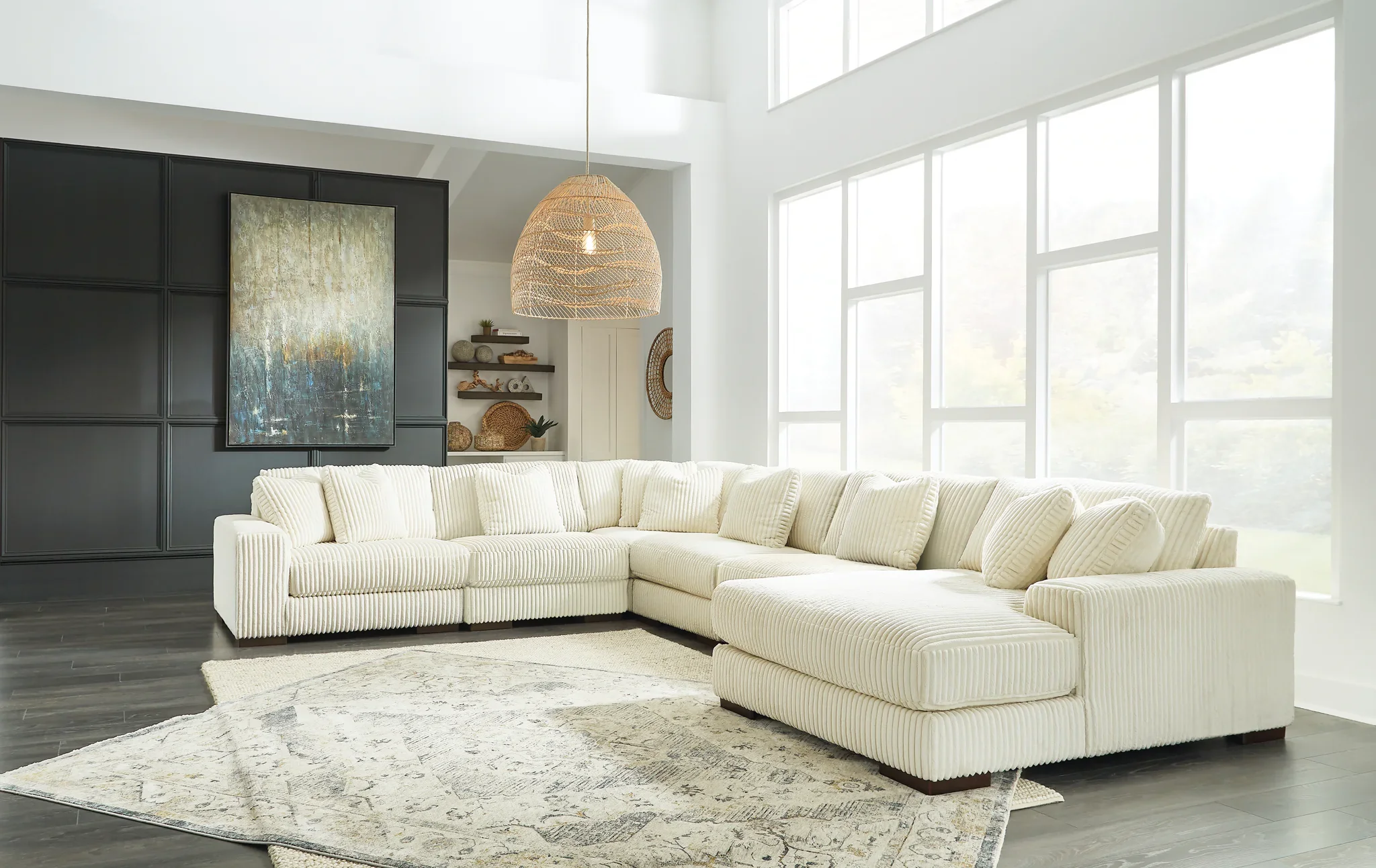 Lindyn - Ivory - 6-Piece Sectional With RAF Corner Chaise - Image 2