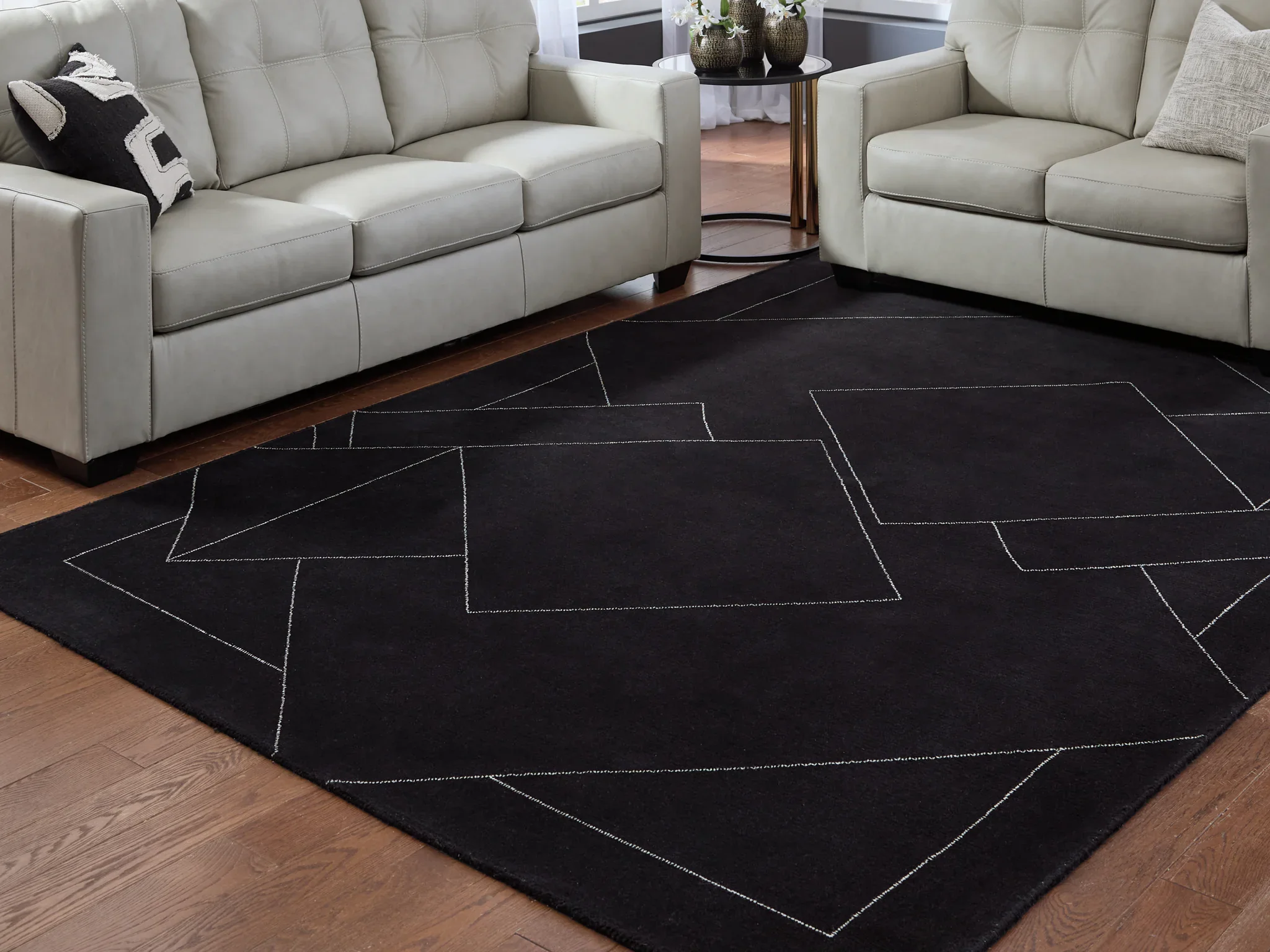 Marav - Black / White - Large Rug - 8' x 10' - Image 2