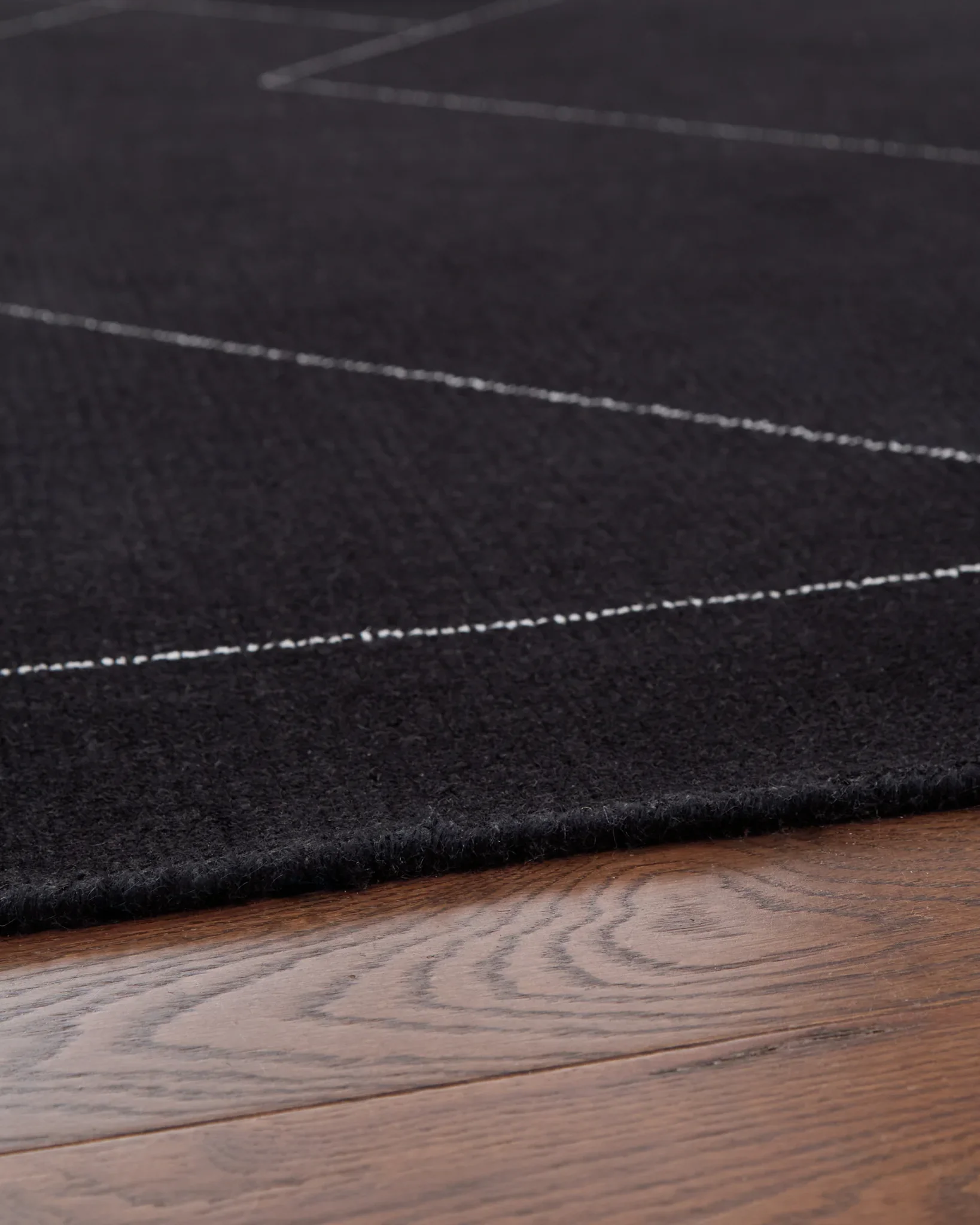 Marav - Black / White - Large Rug - 8' x 10' - Image 3
