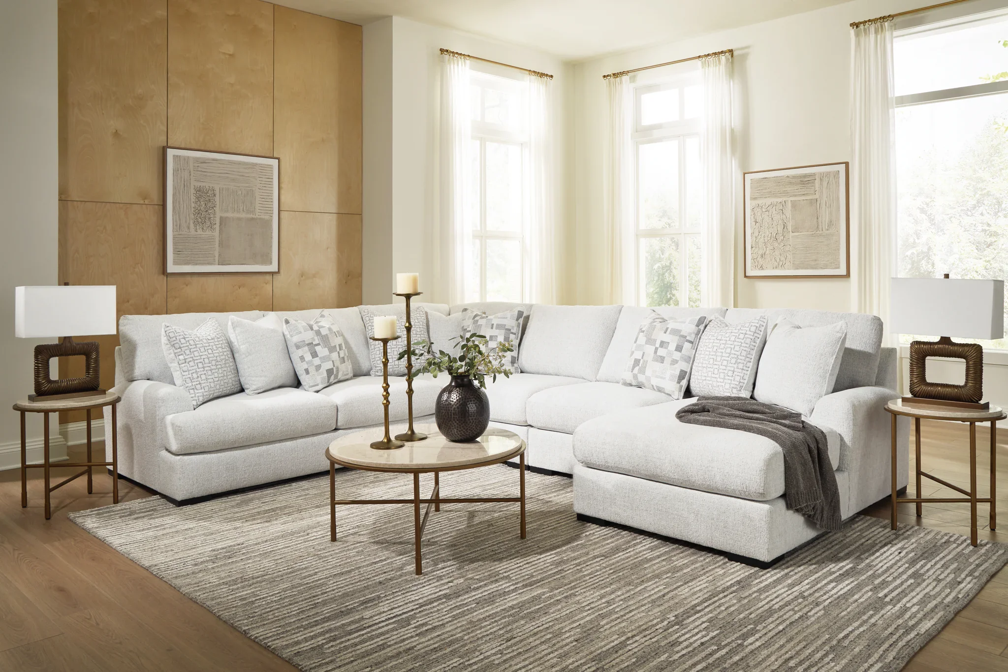 Misty-Lakes - 5-Piece Sectional With RAF Corner Chaise - Chalk - Image 3