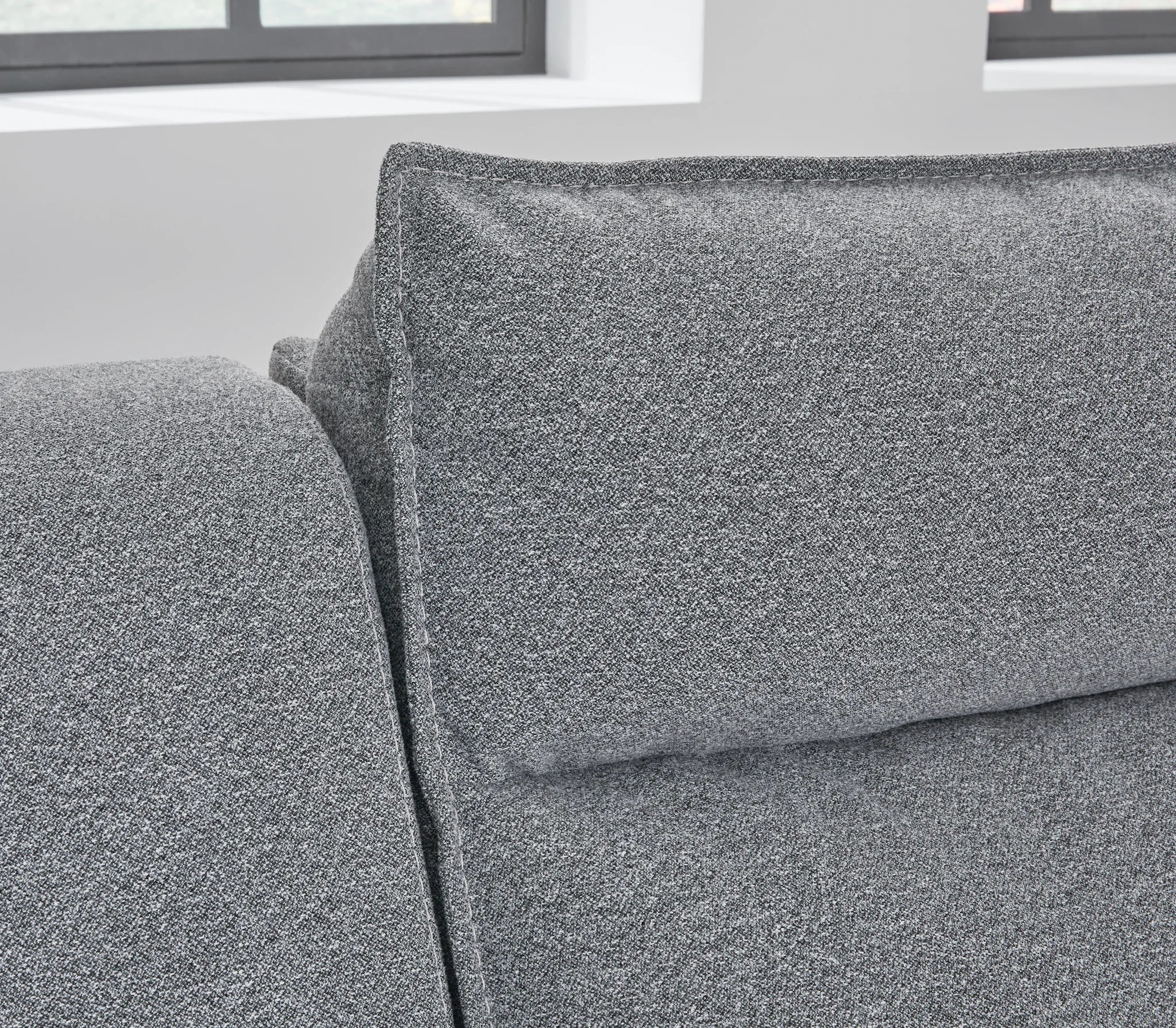 Modmax - Salt And Pepper - 7-Piece Power Reclining Sectional With LAF Power Chaise And With Audio Console - Image 4
