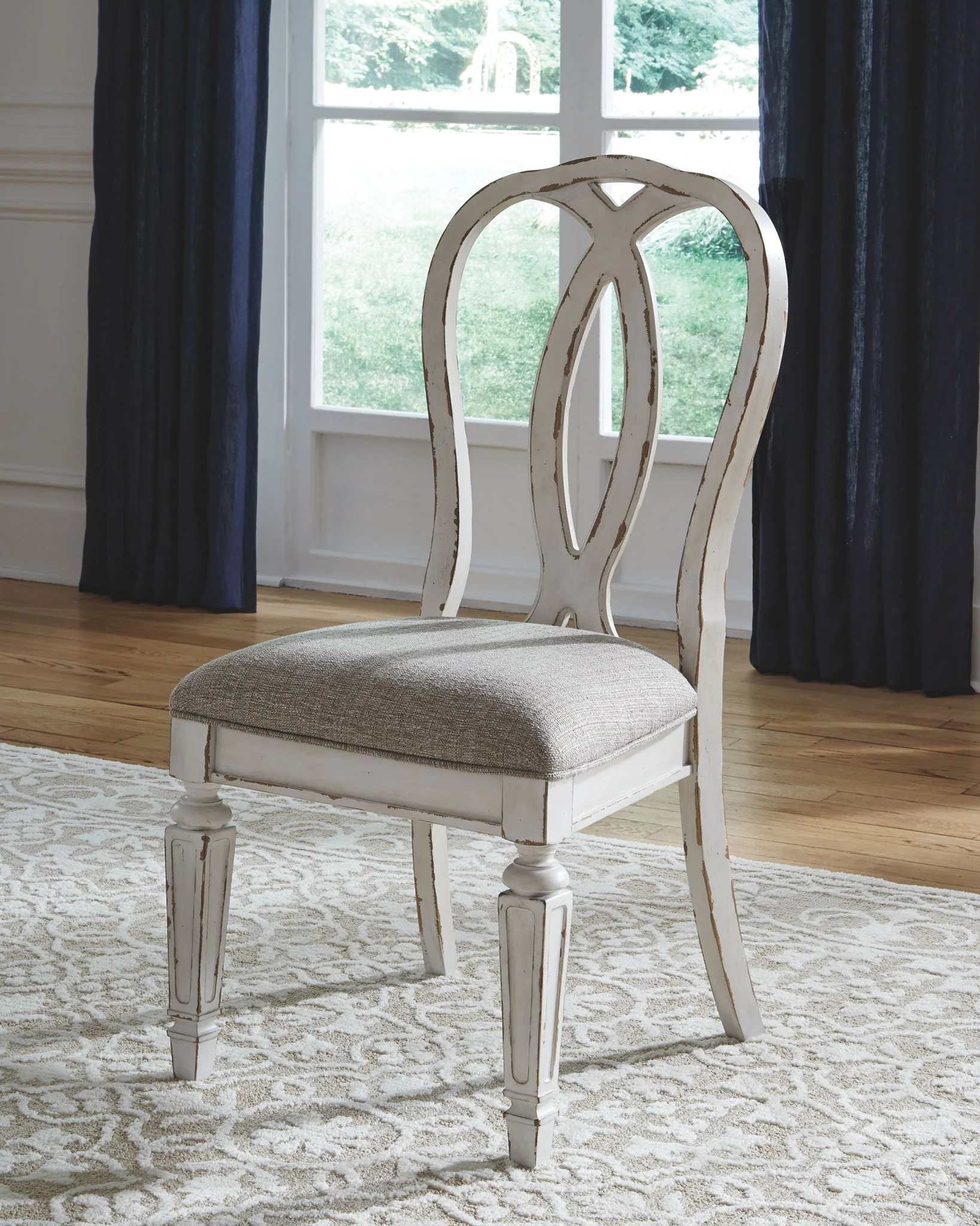 Realyn - White - 5 Pc. - Extension Table, 4 Ribbonback Side Chairs - Image 2
