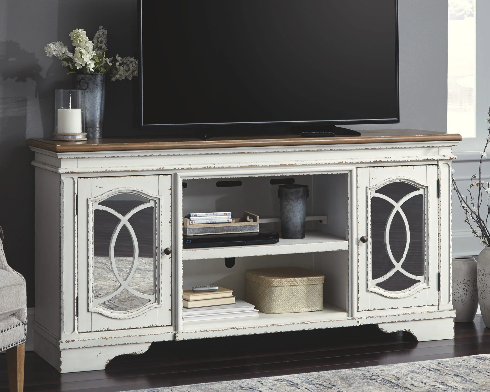 Realyn - Chipped White - Xl TV Stand W/Fireplace Option - Image 2
