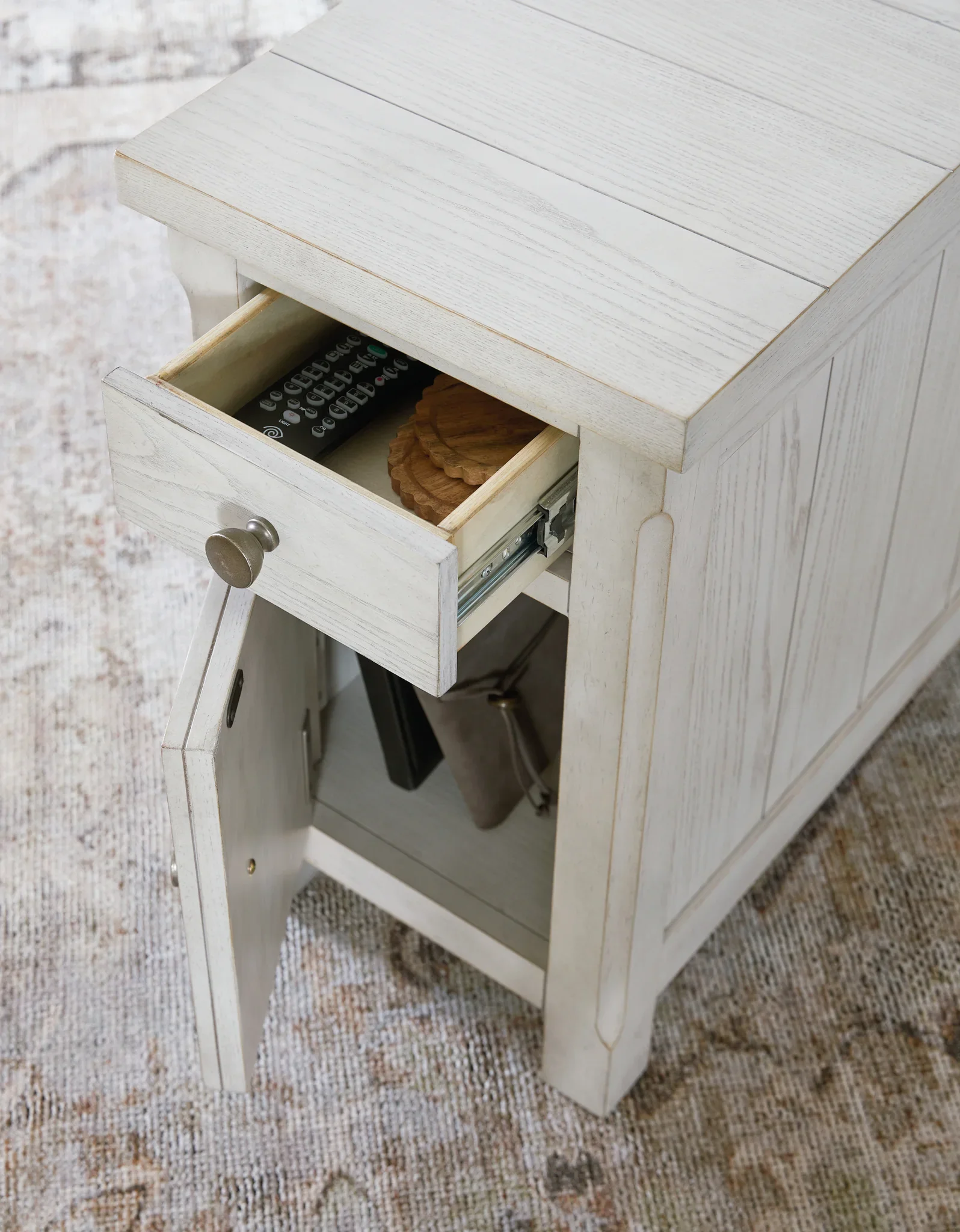 Robbinsdale - Chair Side End Table - Antique White - Image 6