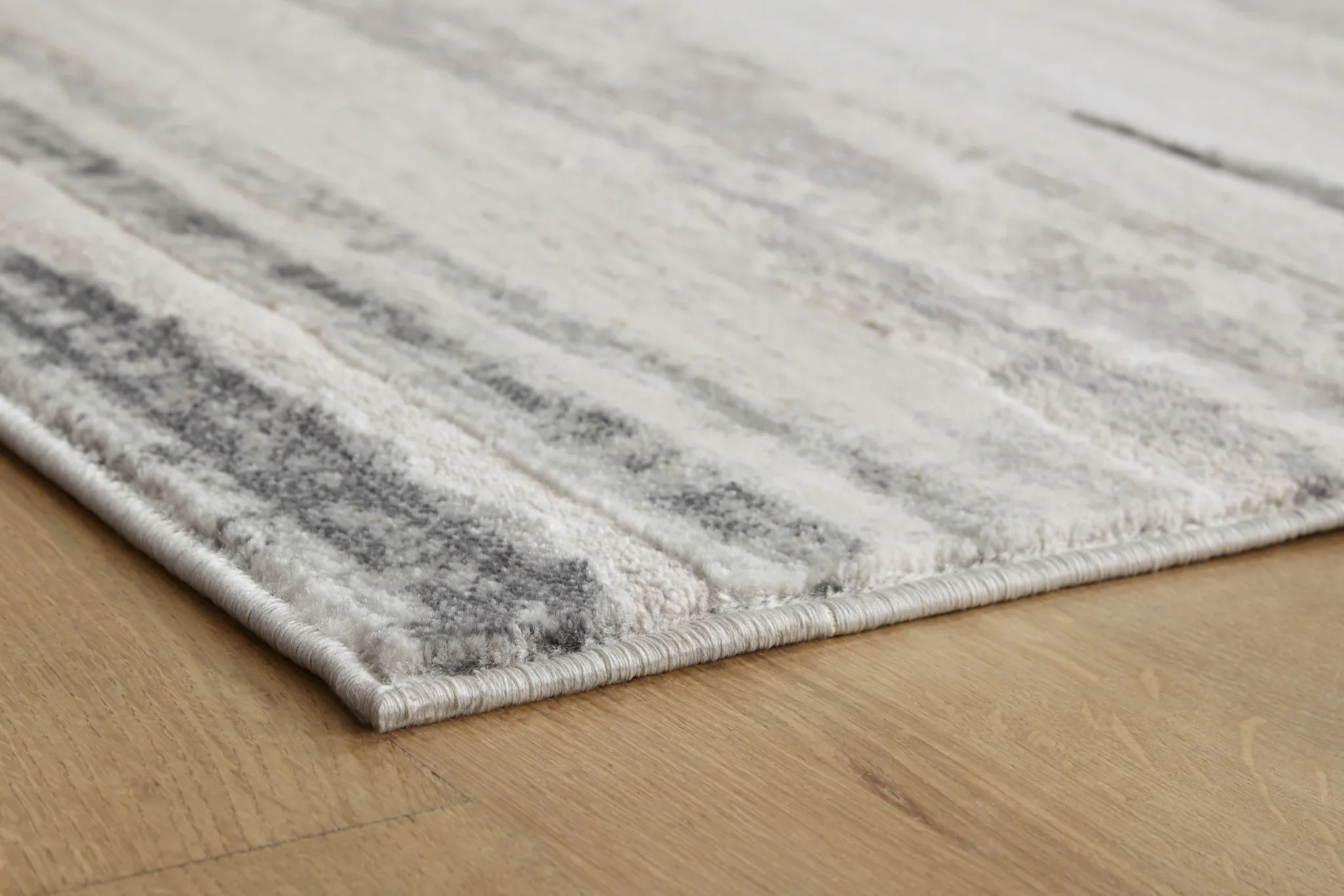 Sableridge - 5' x 7' Rug - Ivory / Taupe / Camel - Image 3