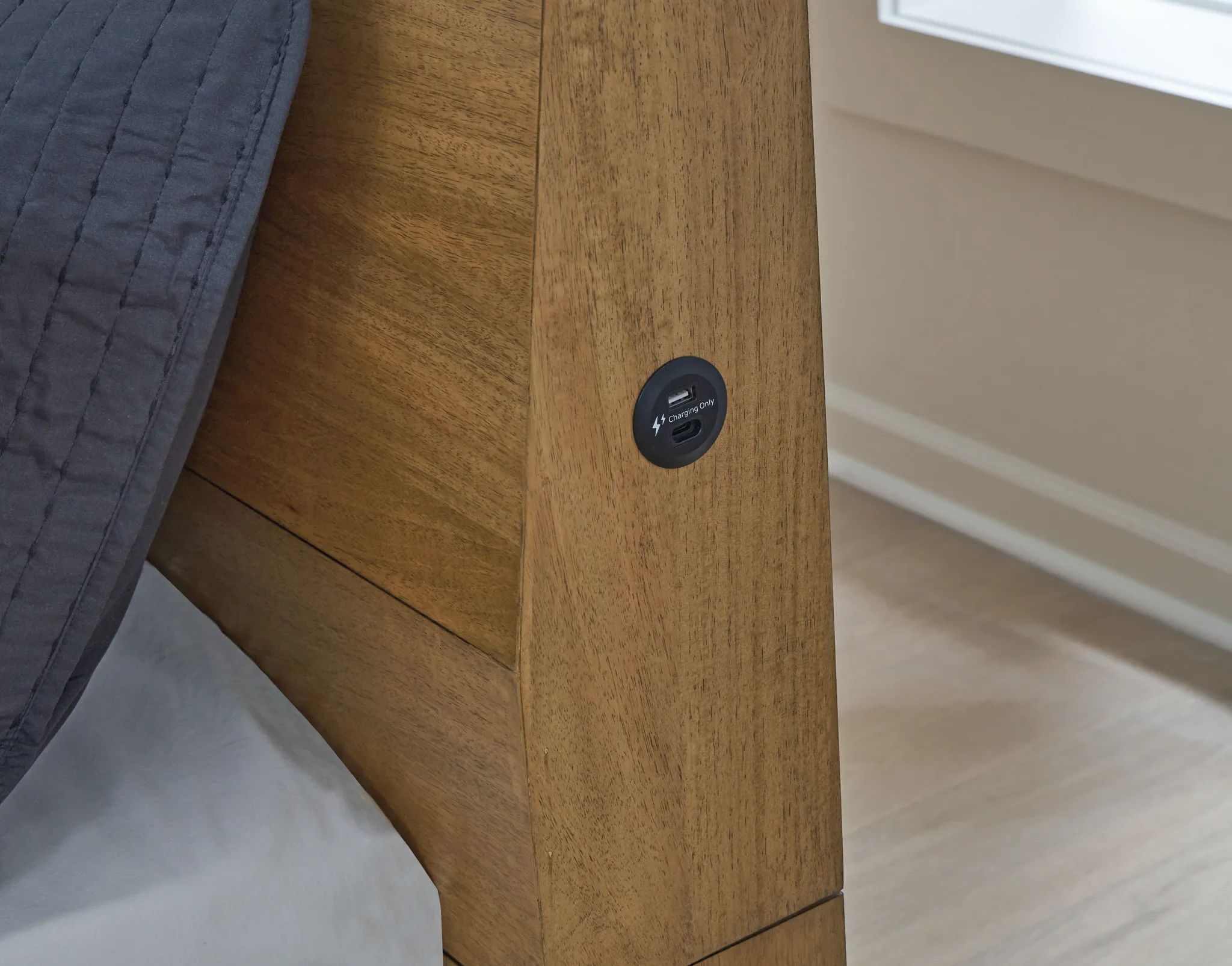 Sherbana - Light Brown - Queen Panel Bed - Image 5
