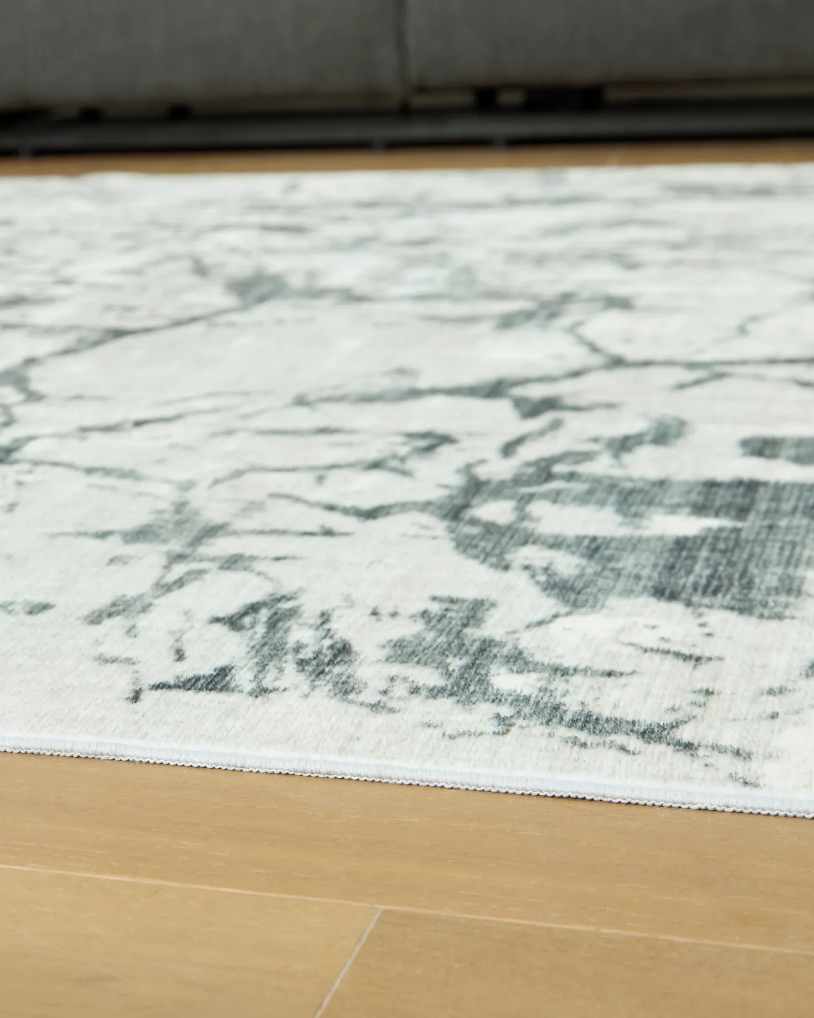 Tobinbury - Gray - Washable Large Rug - 8' x 10' - Image 4