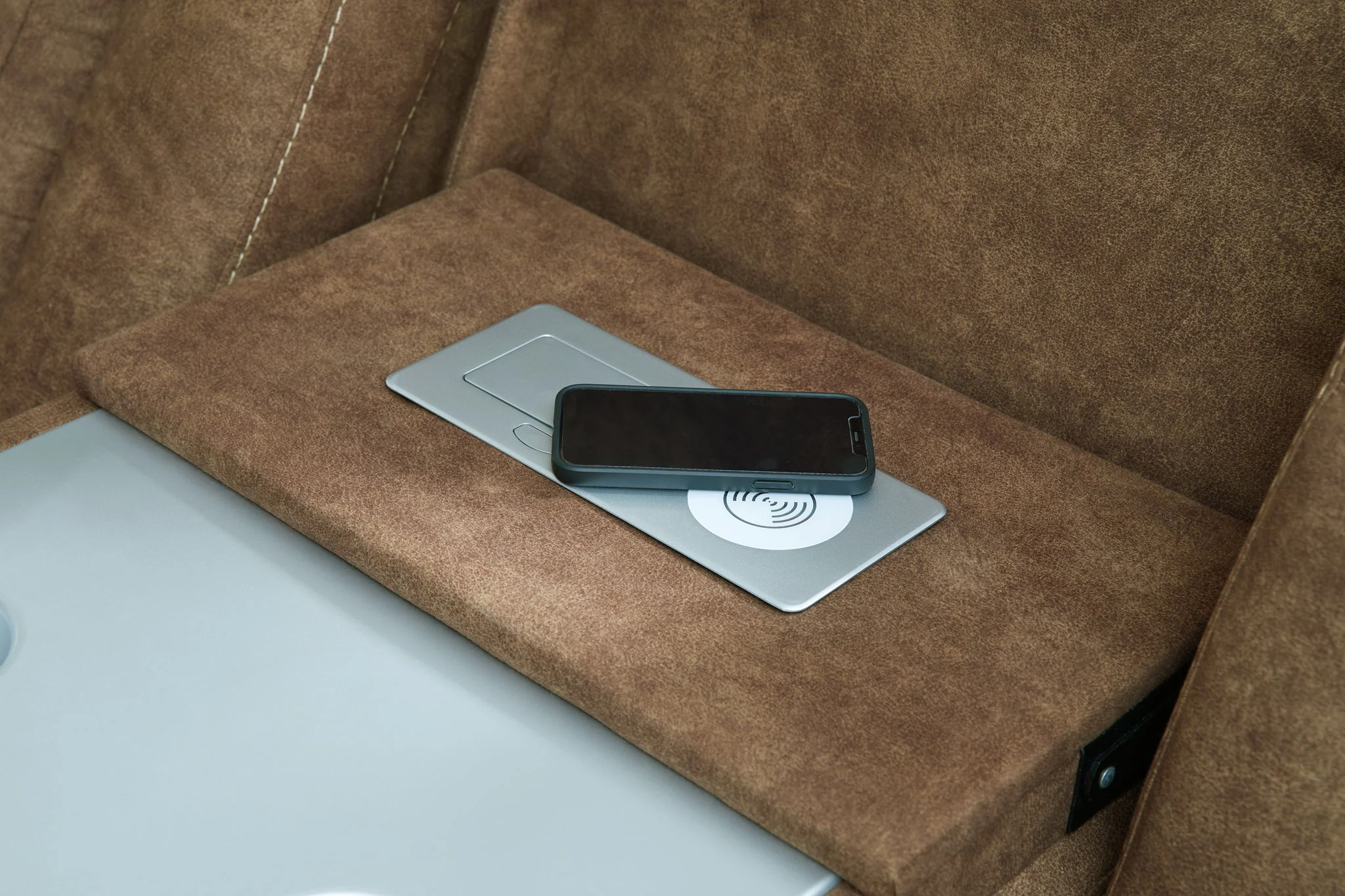 Wolfridge - Brindle - Power Reclining Sofa With Adj Headrest - Image 10