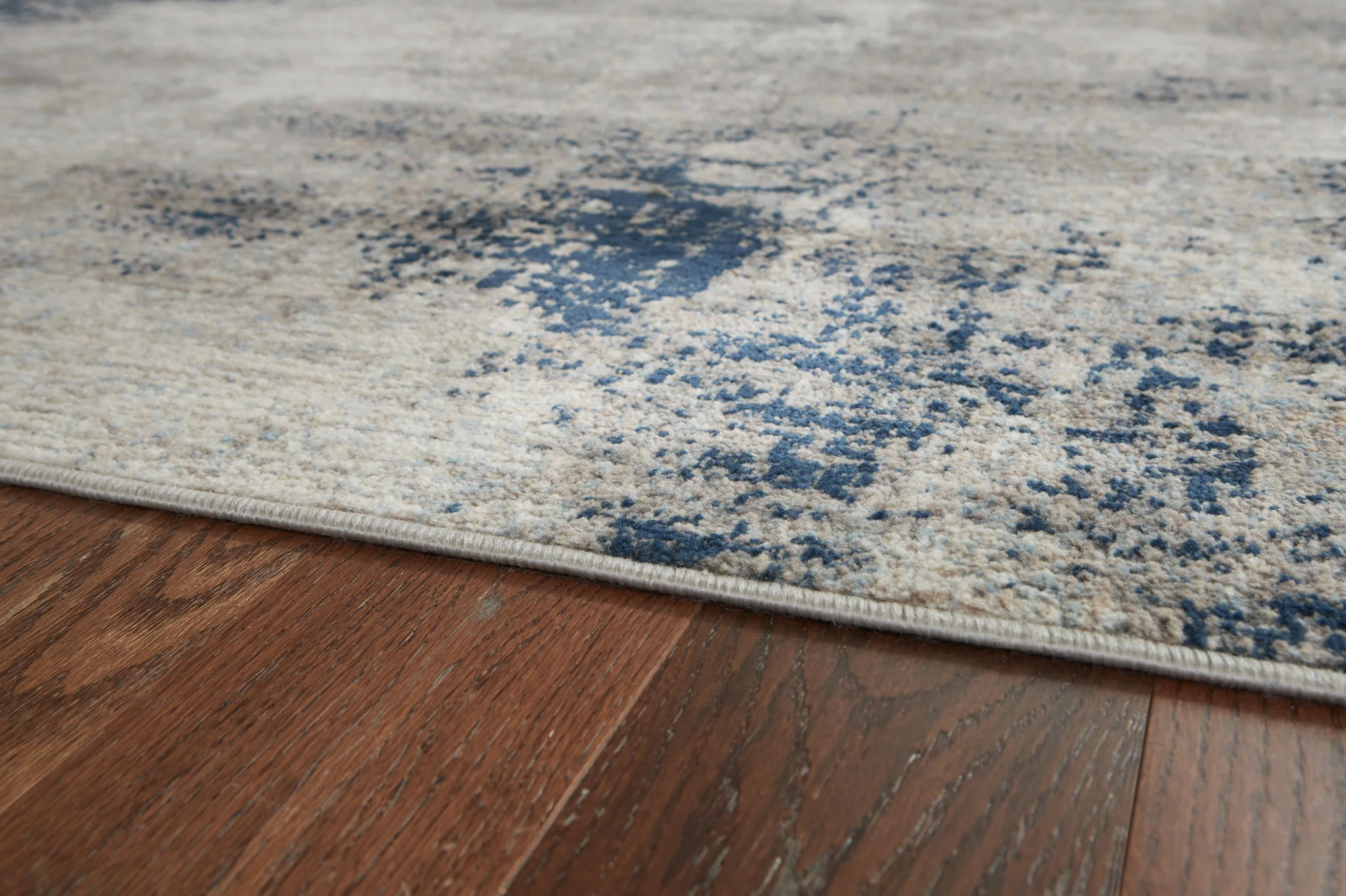Wrenstow - Gray - Large Rug - 8' x 10' - Image 3