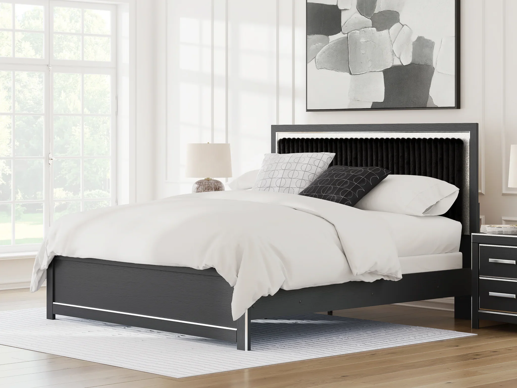 Zuraleus - King Upholstered Panel Bed - Black - Image 2